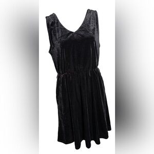 Draper James M Black V-neck Velour Dress